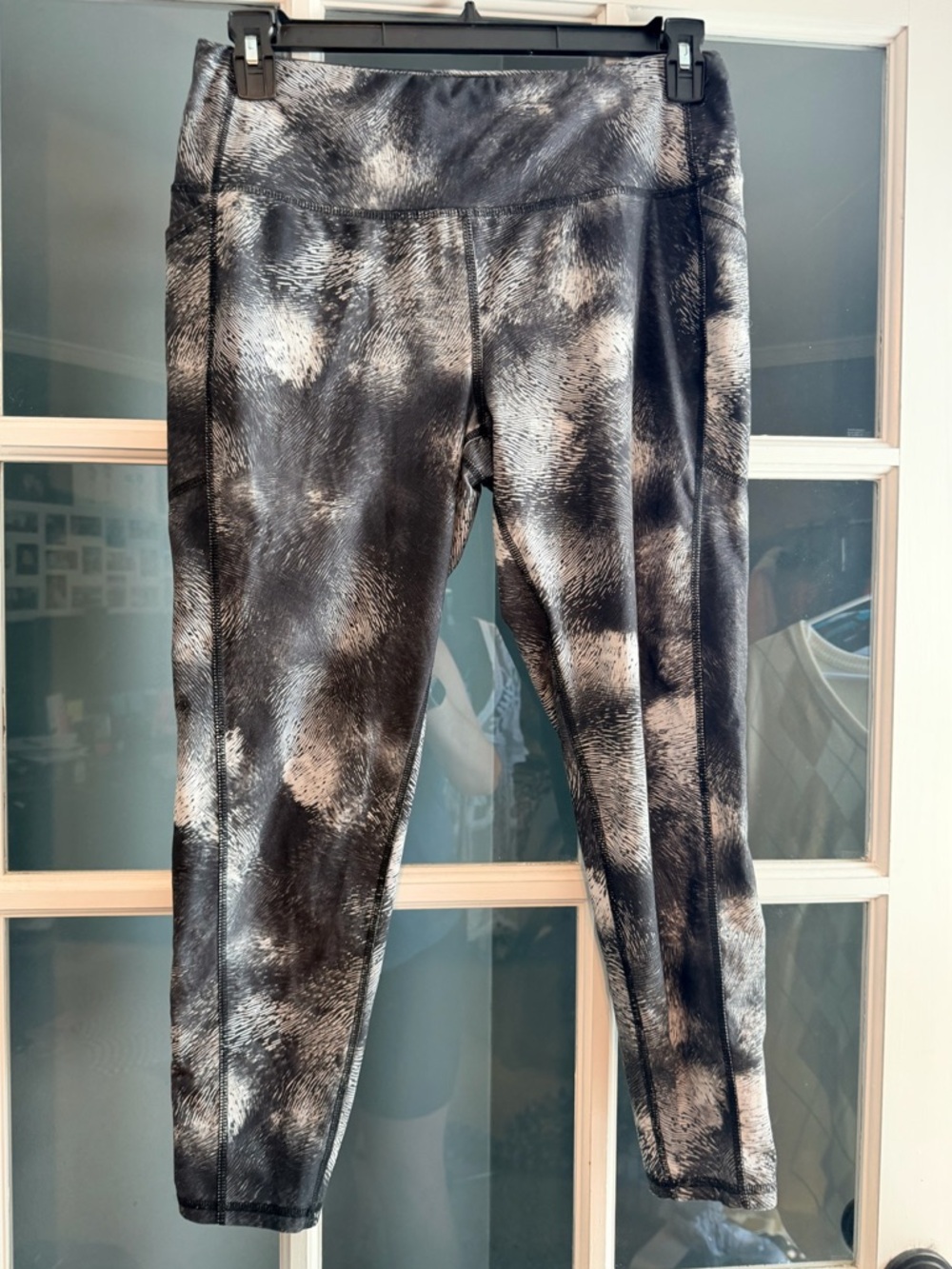 DSG Black and Gray Marbled Active Leggings